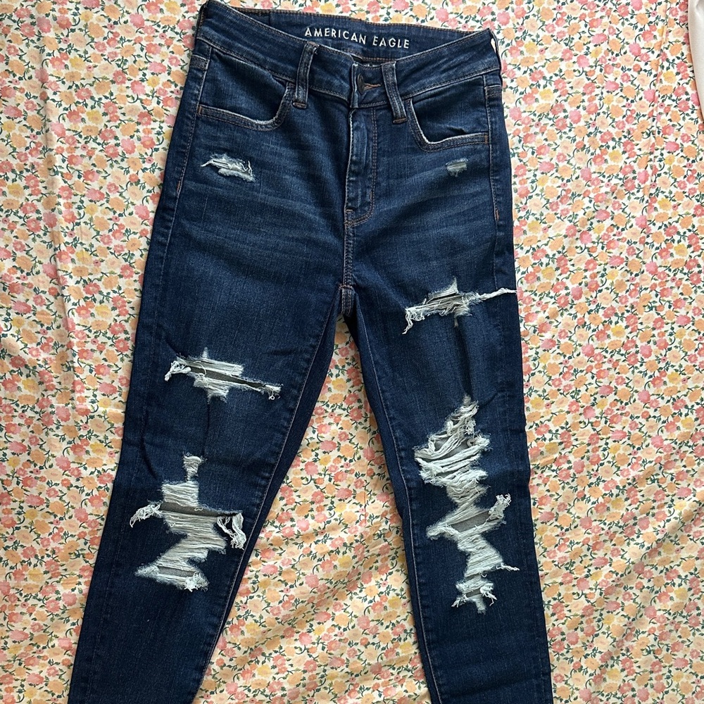 American Eagle Blue Dark Wash High Rise Distressed/Ripped Women Jegging Jeans